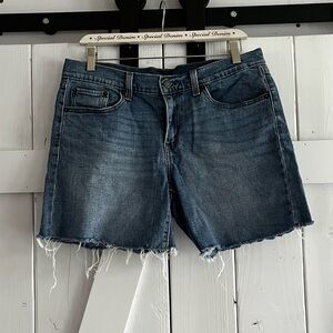 Levi’s cutoff shorts